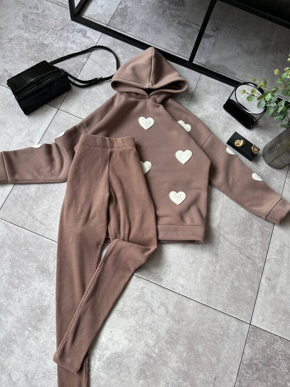 Оригинальный женский костюм для прогулок