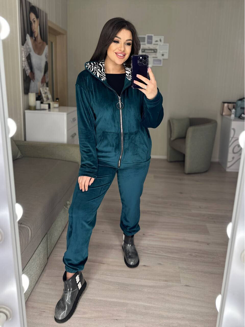 Костюм велюровий двійка брюки і кофта на молніі