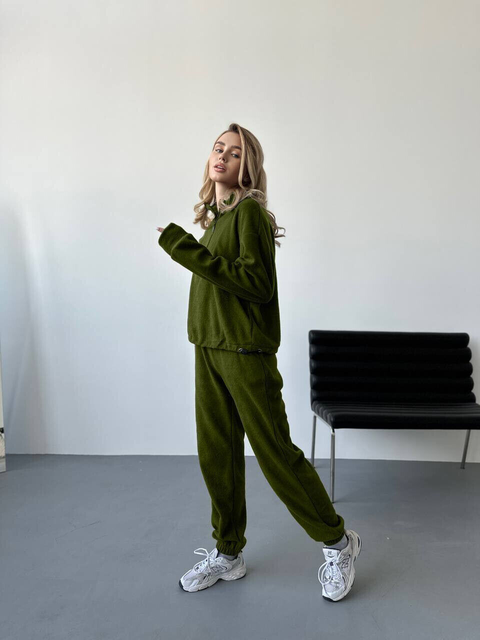 Флісовий жіночий костюм з горловиною