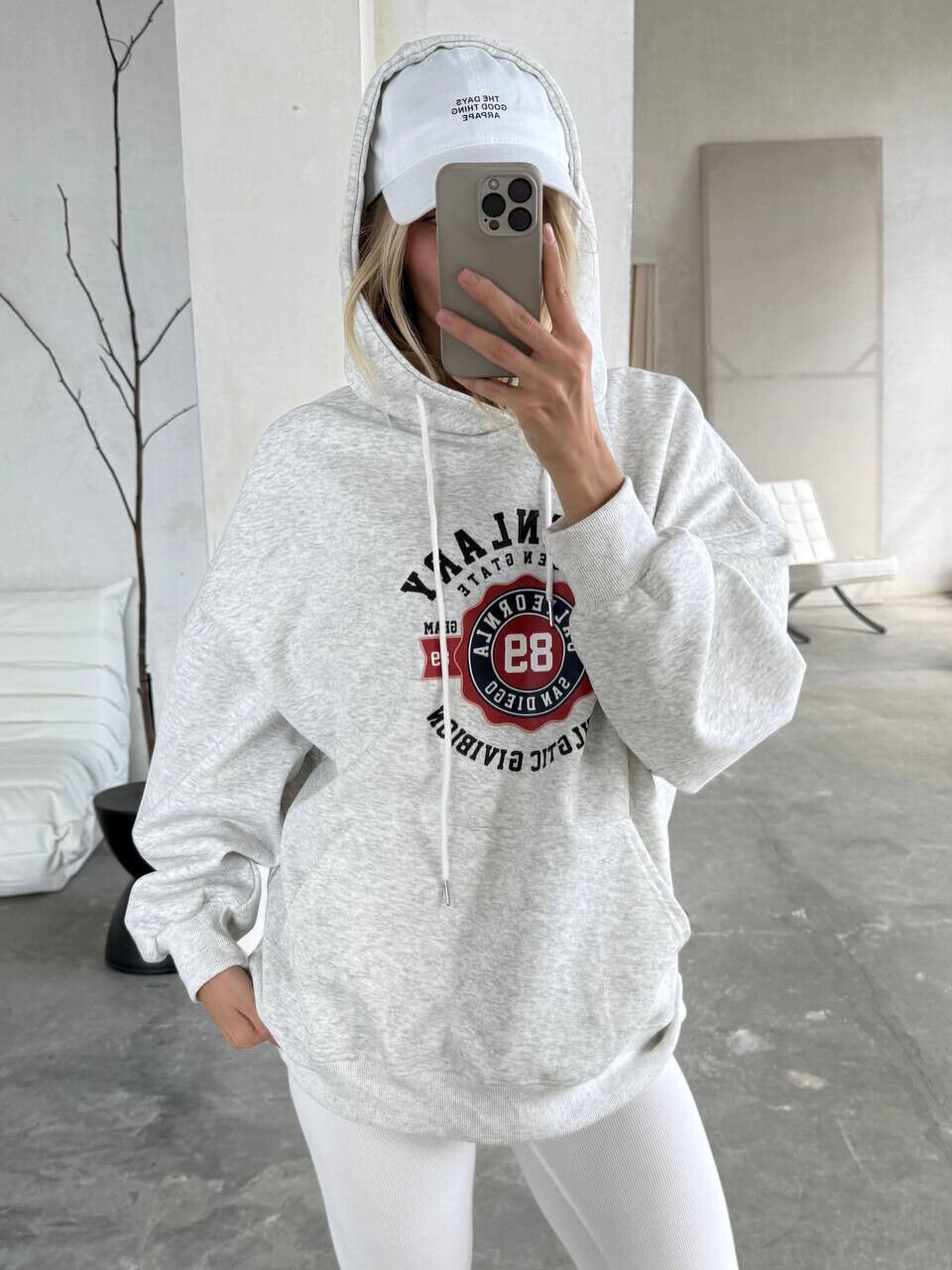 Женское худое теплое