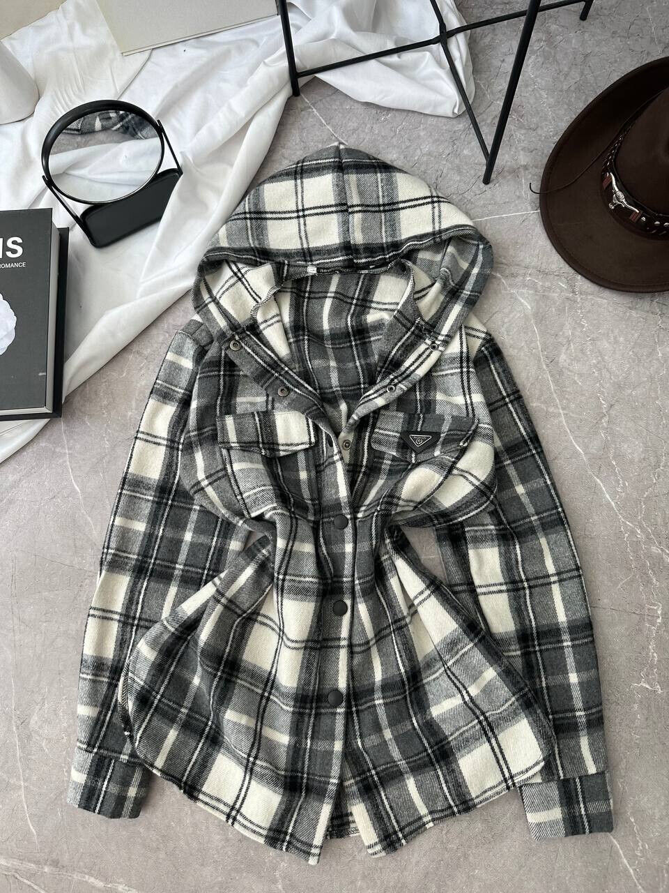 Подовжена сорочка з капюшоно