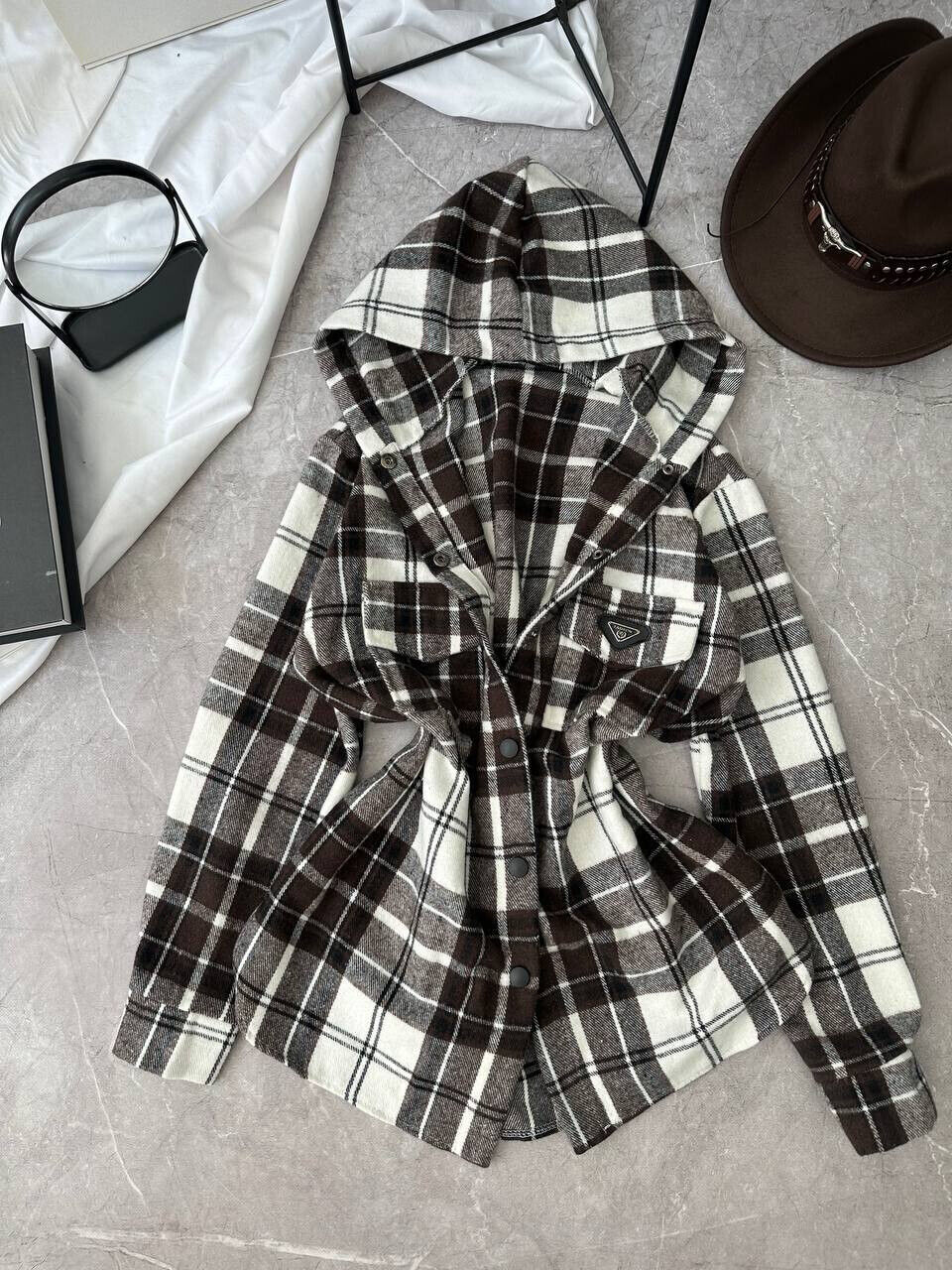 Подовжена сорочка з капюшоно