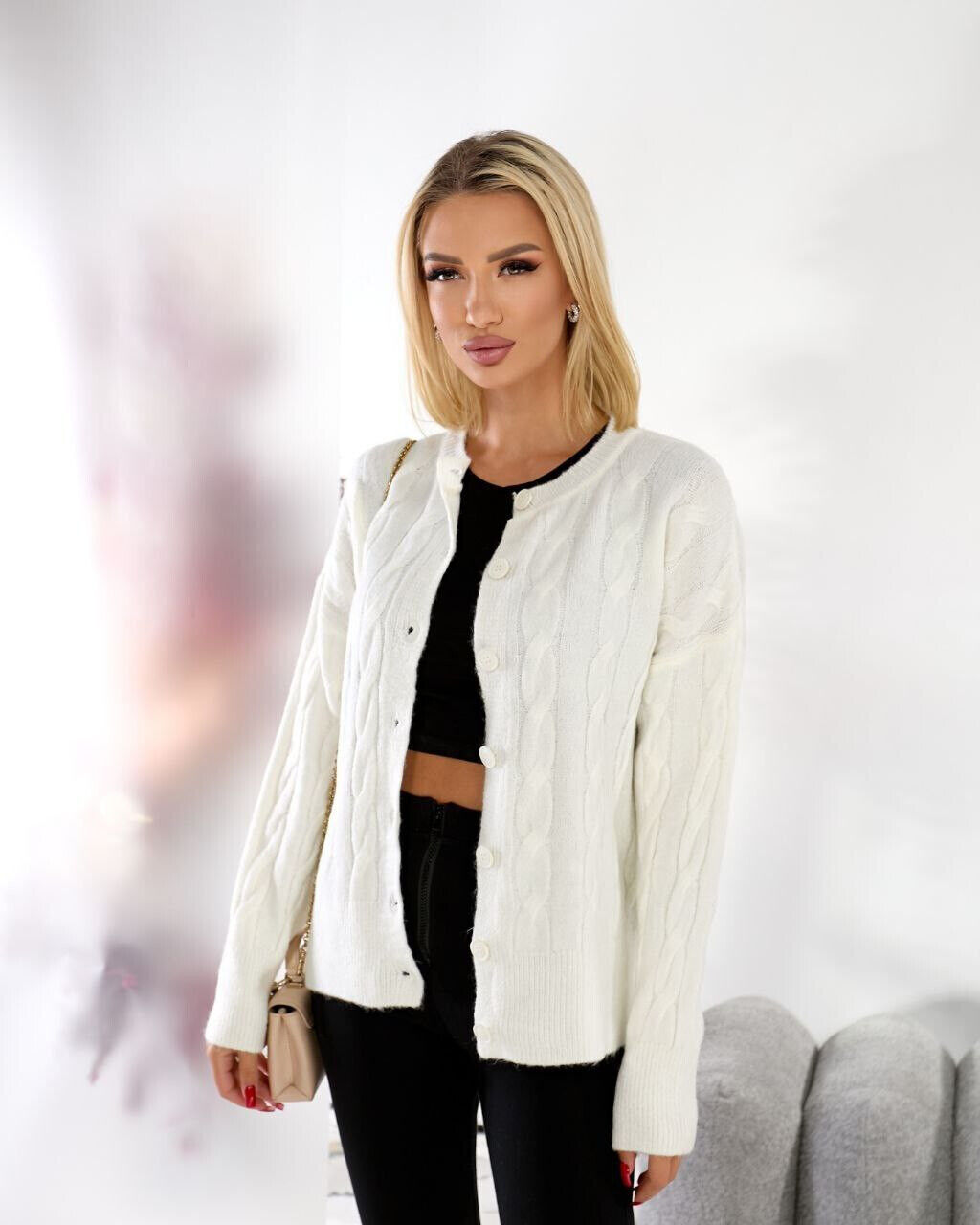 Стильний кардиган в стилі оверсайз