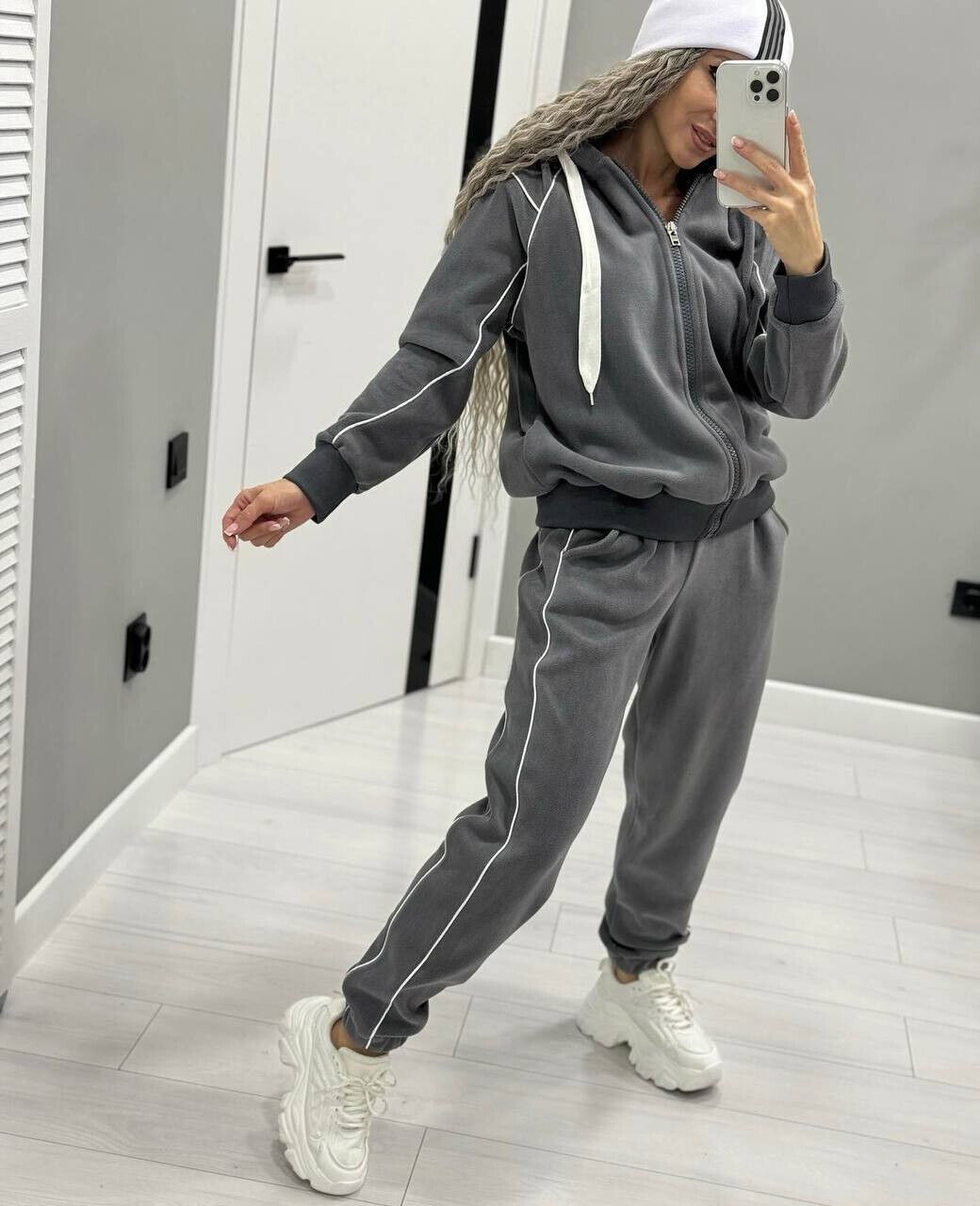 Жіночий теплий костюм з двосторонього флісу