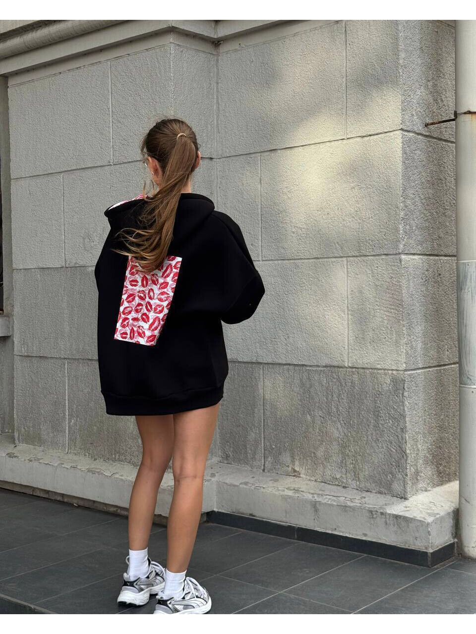 Кофта на змійці жіноча