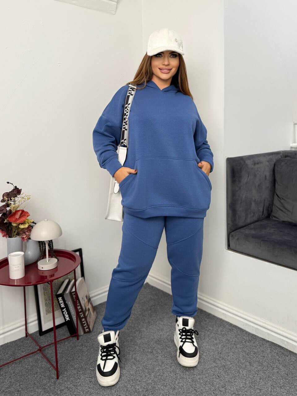 Зимовий жіночий теплий костюм великих розмірів