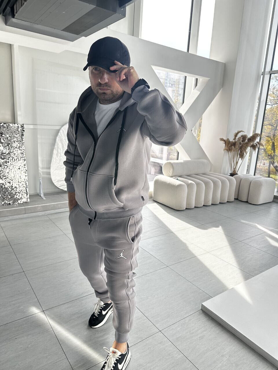 Чоловічий теплий зимовий костюм