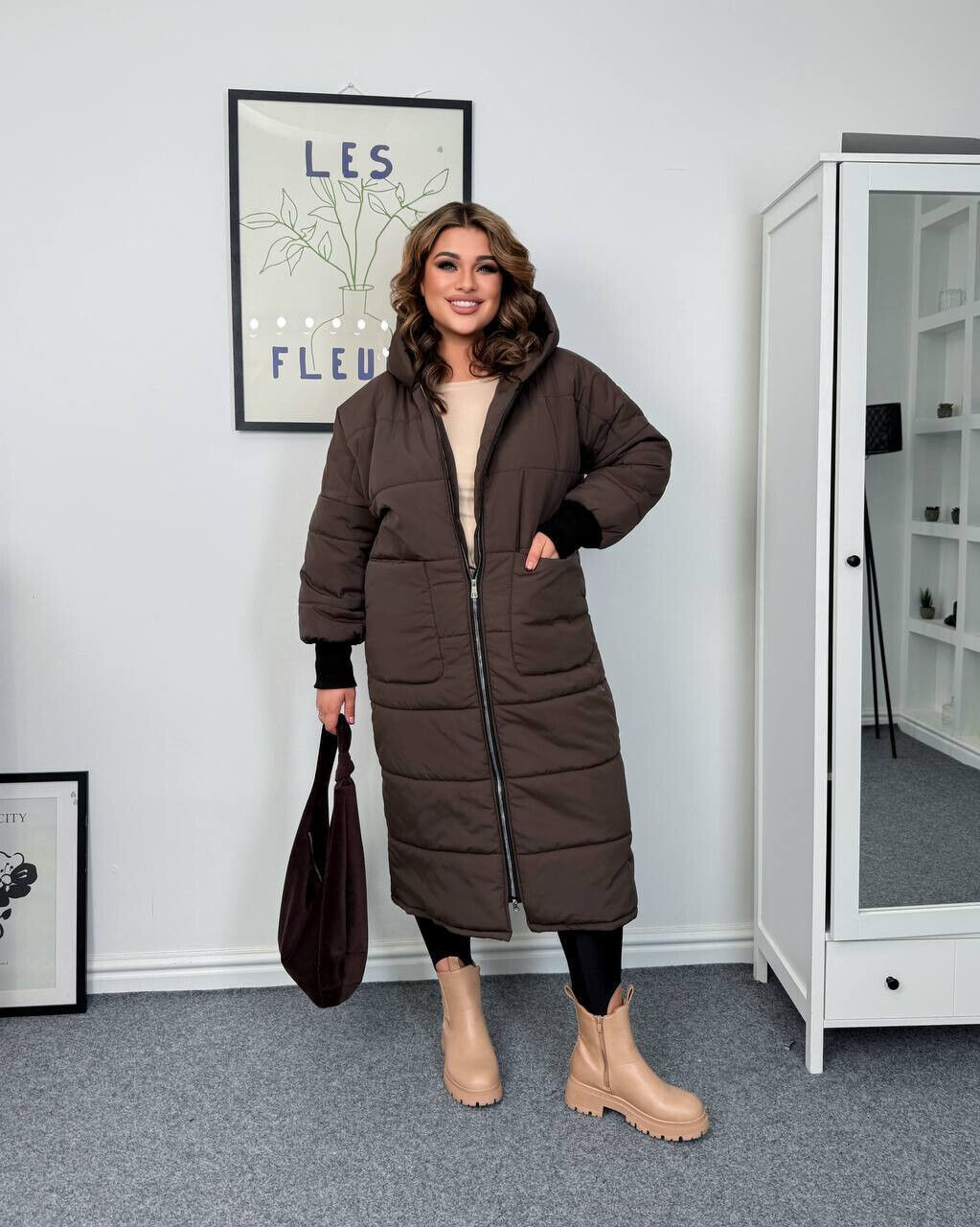 Зимове жіноче тепле пальто