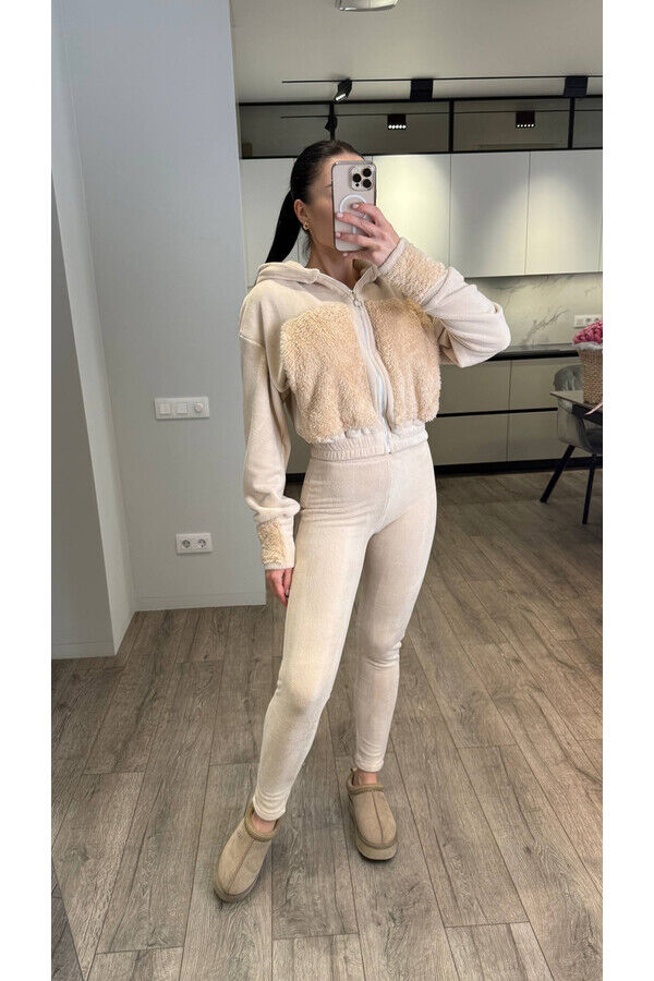 Стильный теплый и удобный костюм