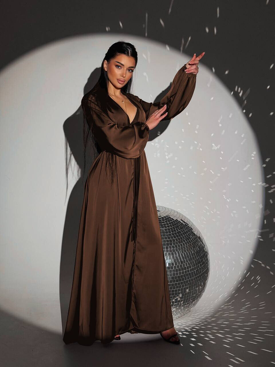 Жіноча шовкова сукня довга