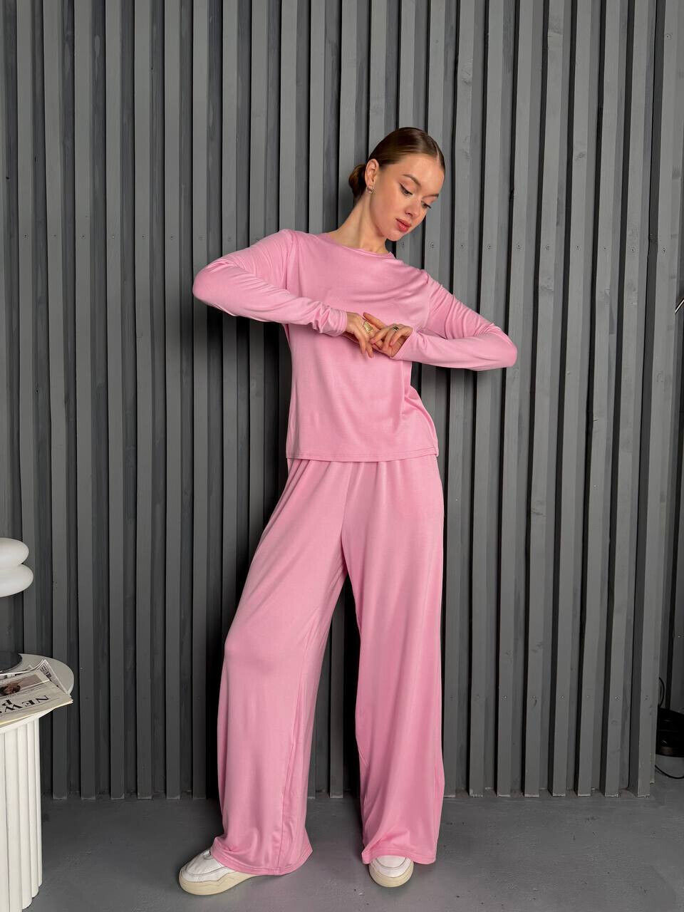 Базовый костюм из легкой вискозы