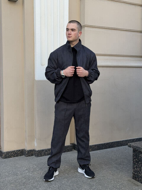 Купить СТИЛЬНИЙ ЧОЛОВІЧИЙ ВЕЛЬВЕТОВИЙ КОСТЮМ оптом