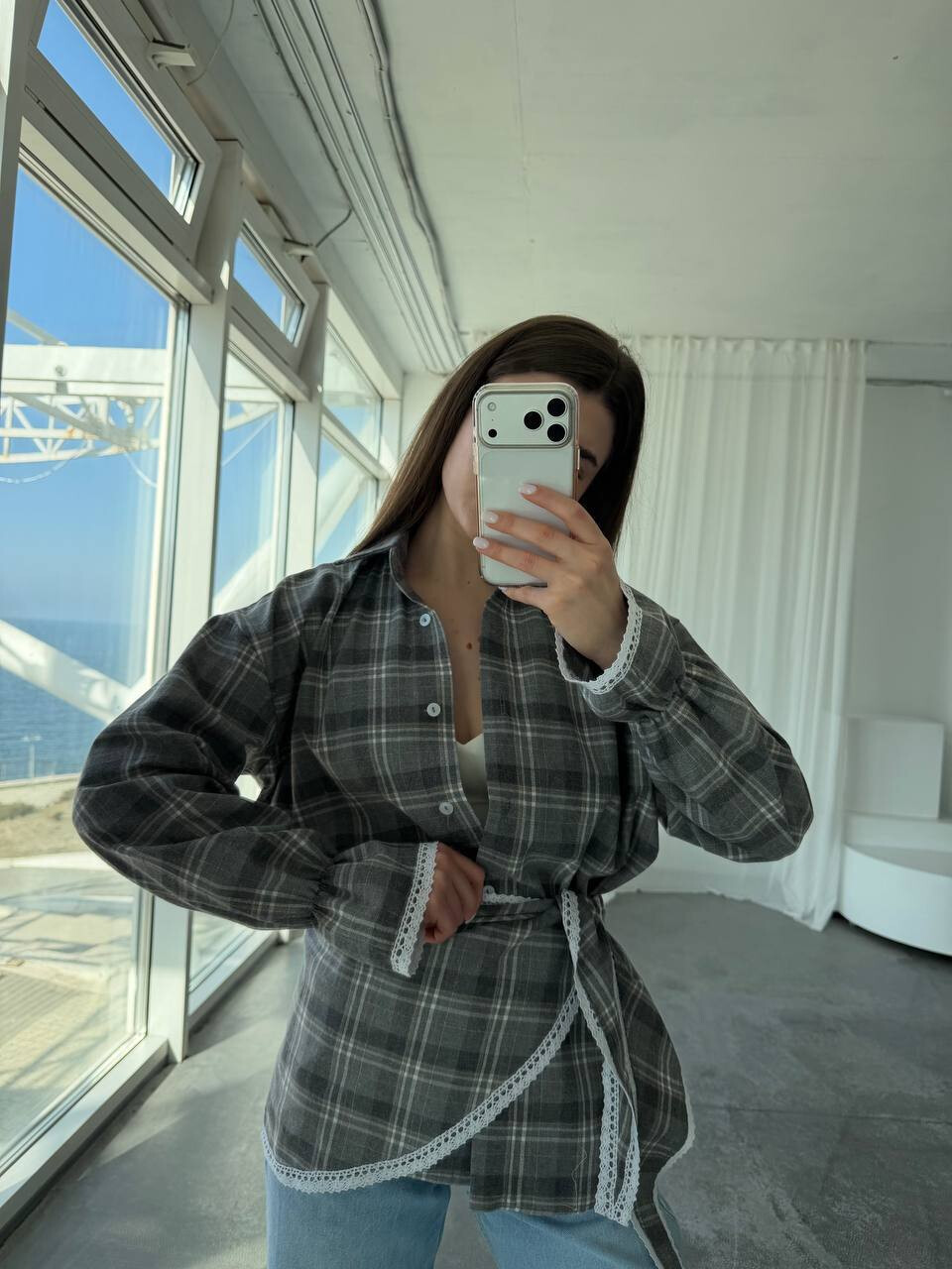 Сорочка з баскою з мереживом фото