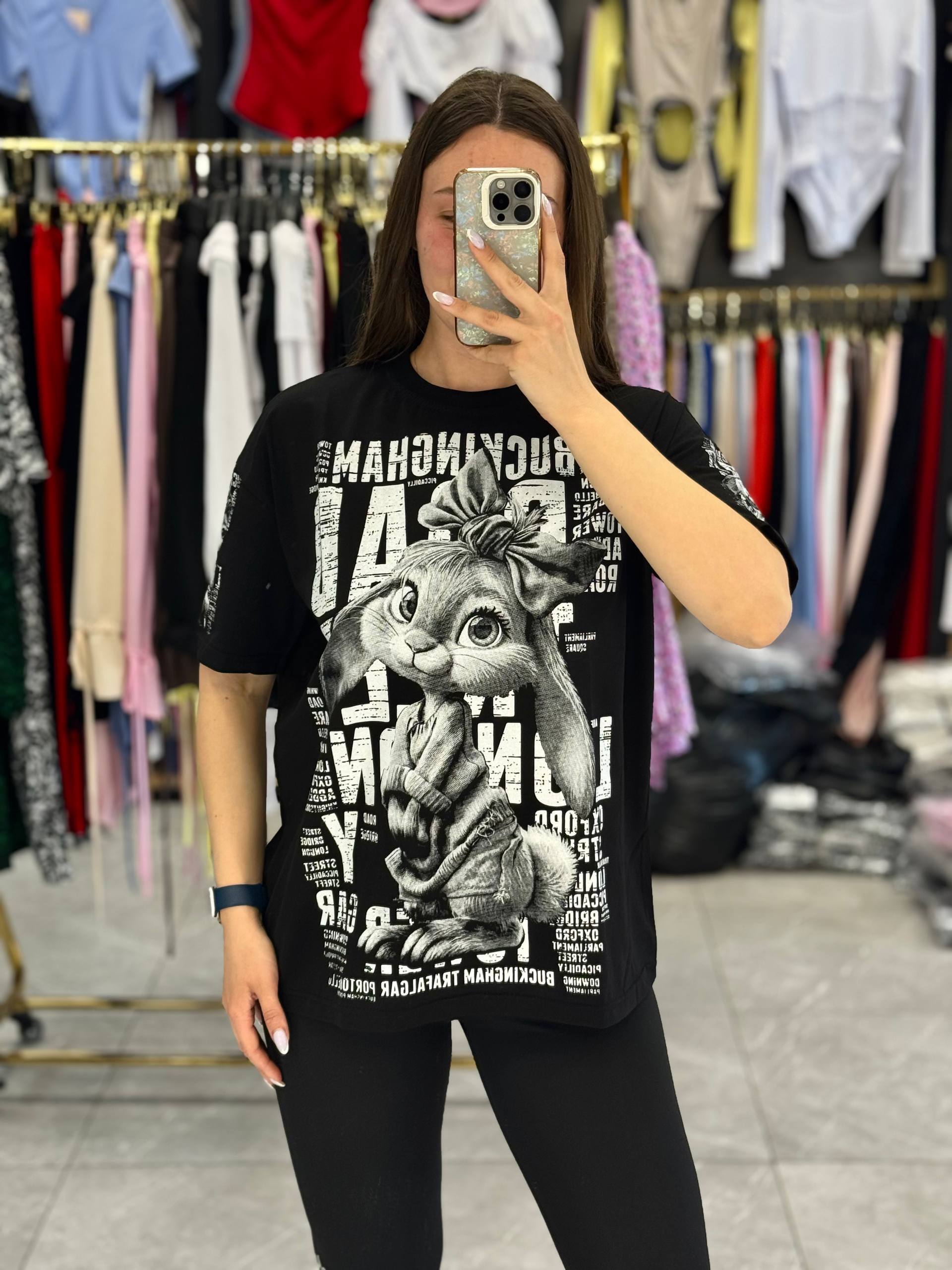 Стильна oversize-футболка фото