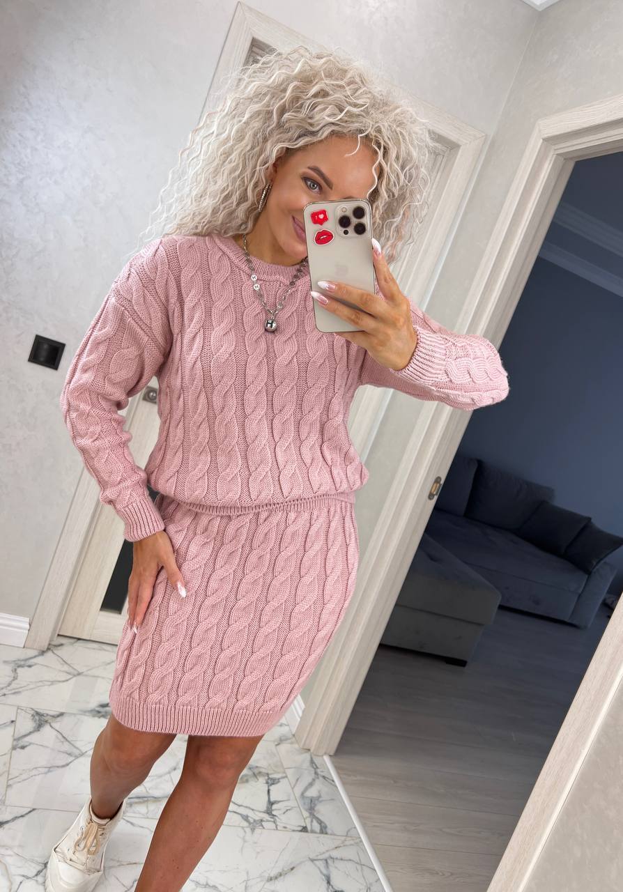 Костюм жіночий вязка весняний фото