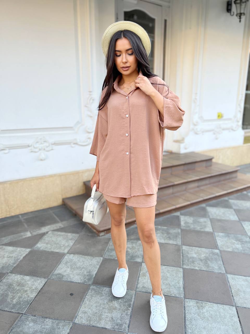 Костюм з подовженою сорочкою оверсайз, шорти з кишенями, талія на широкій резинці  фото