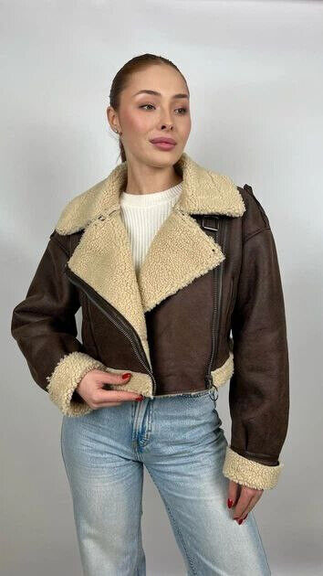 Трендовая дубленка в самом желанном цвете