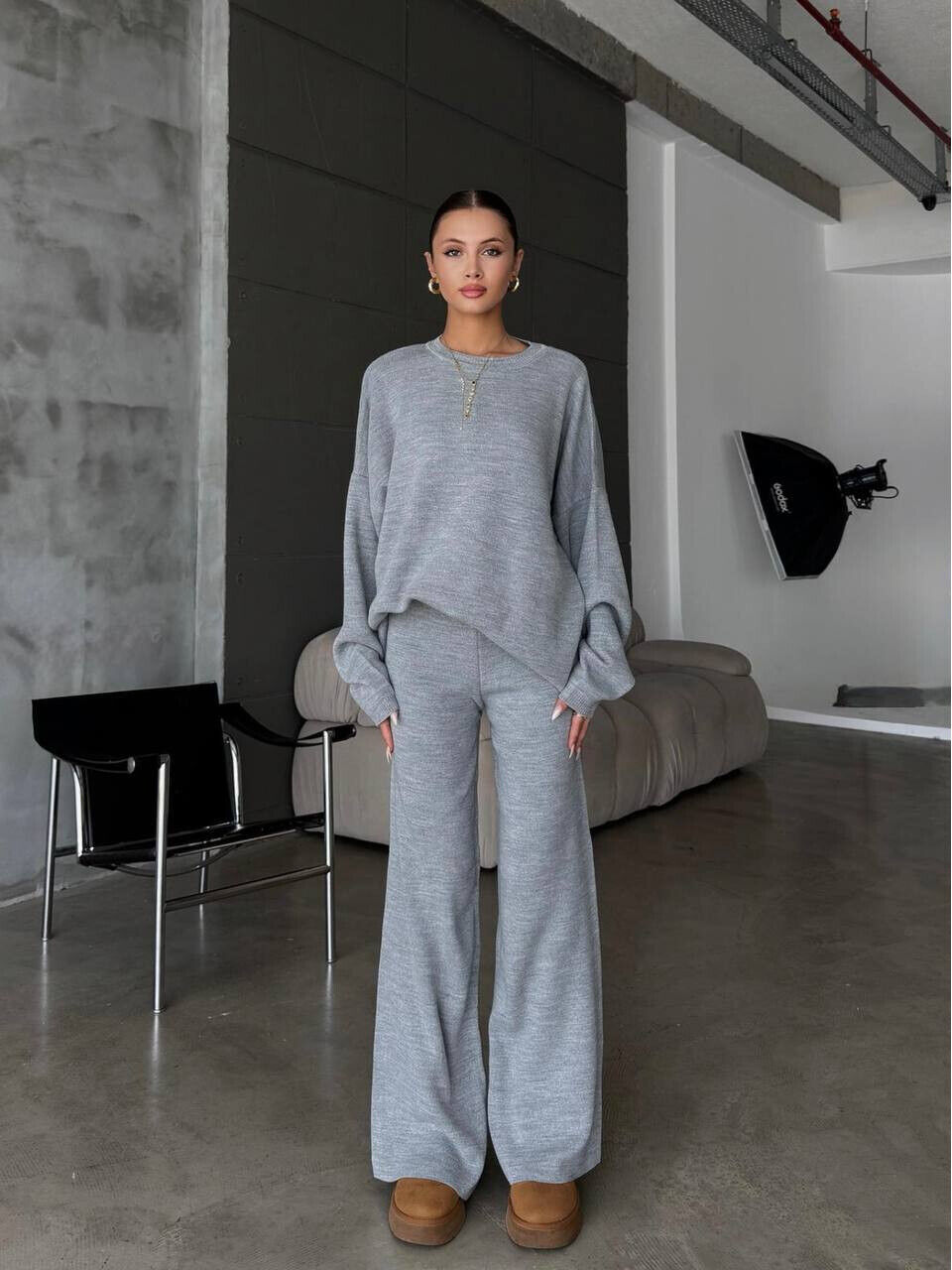 Теплий стильний жіночий костюм з ангори