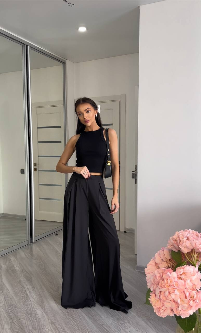 Женские брюки-палаццо на летний сезон.