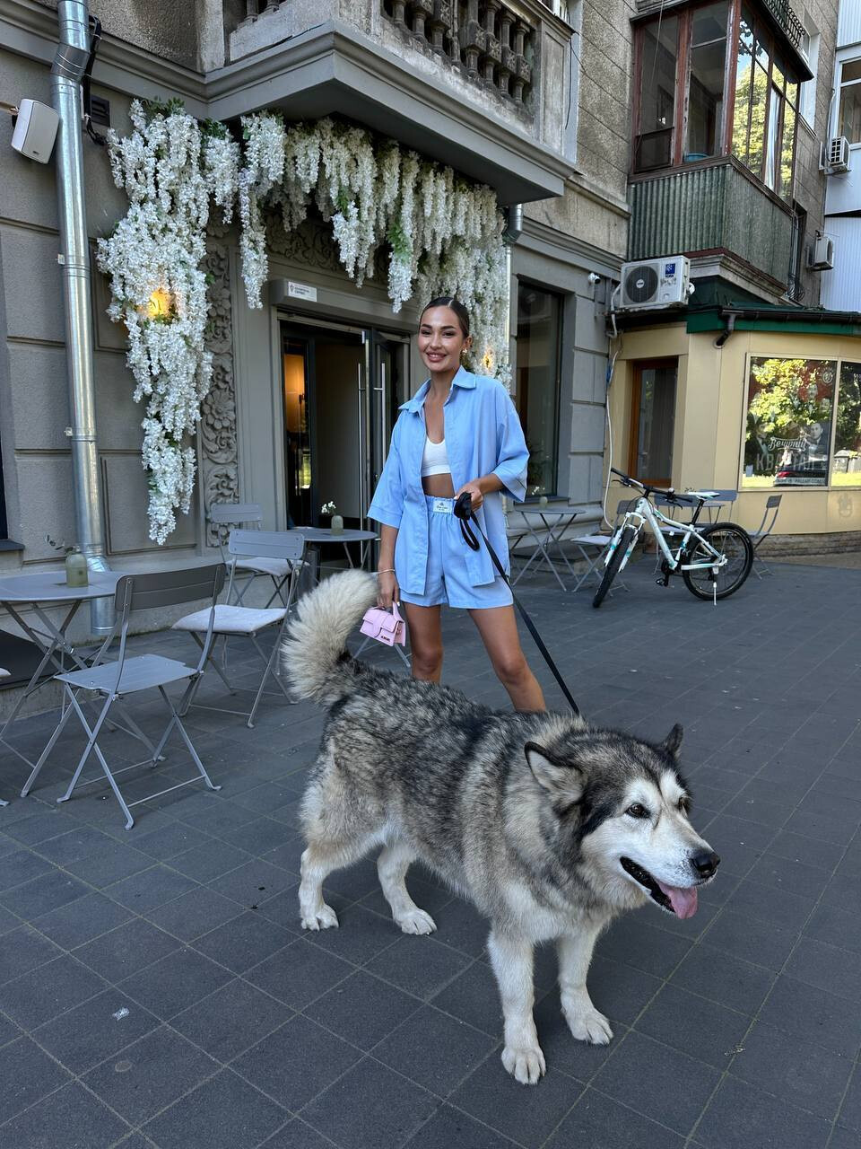 Літній костюм сорочка та шорти з карманами і емблемою 