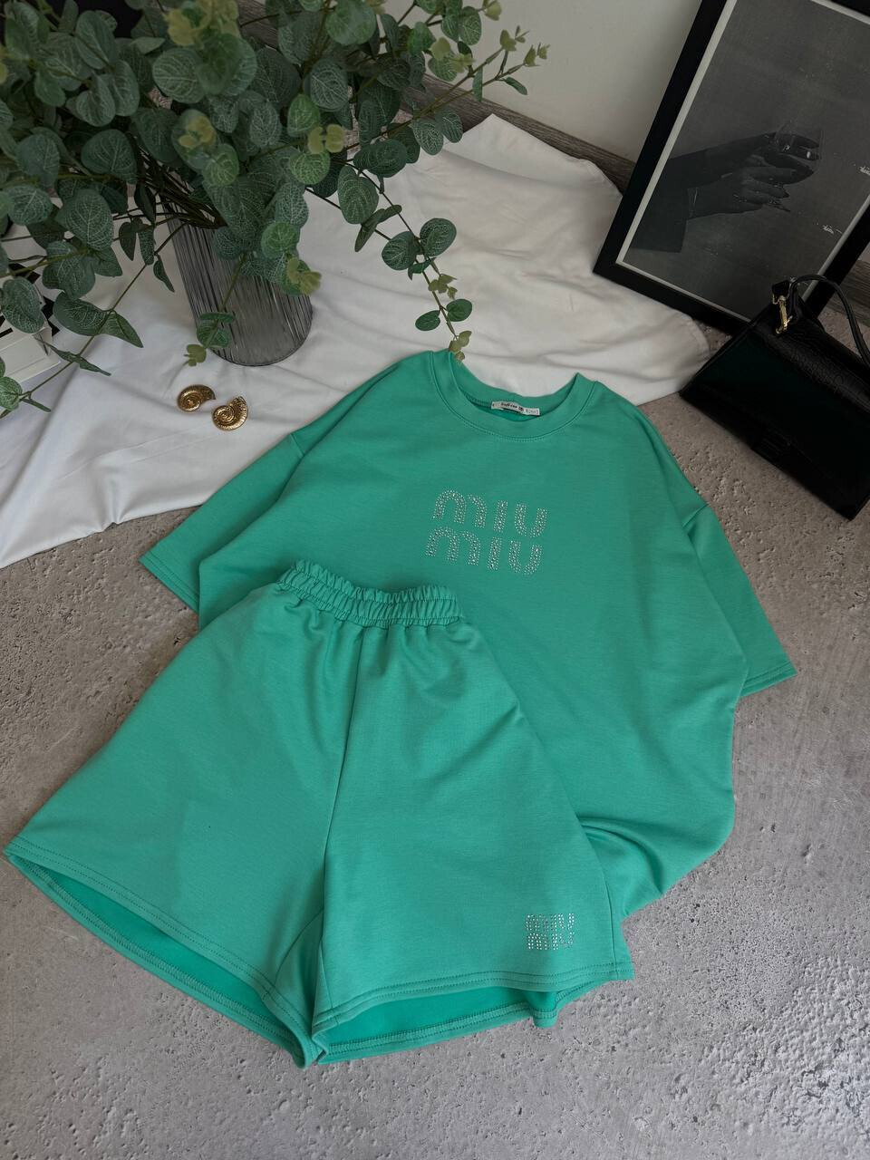 Жіночий костюм на літо шорти з футболкою