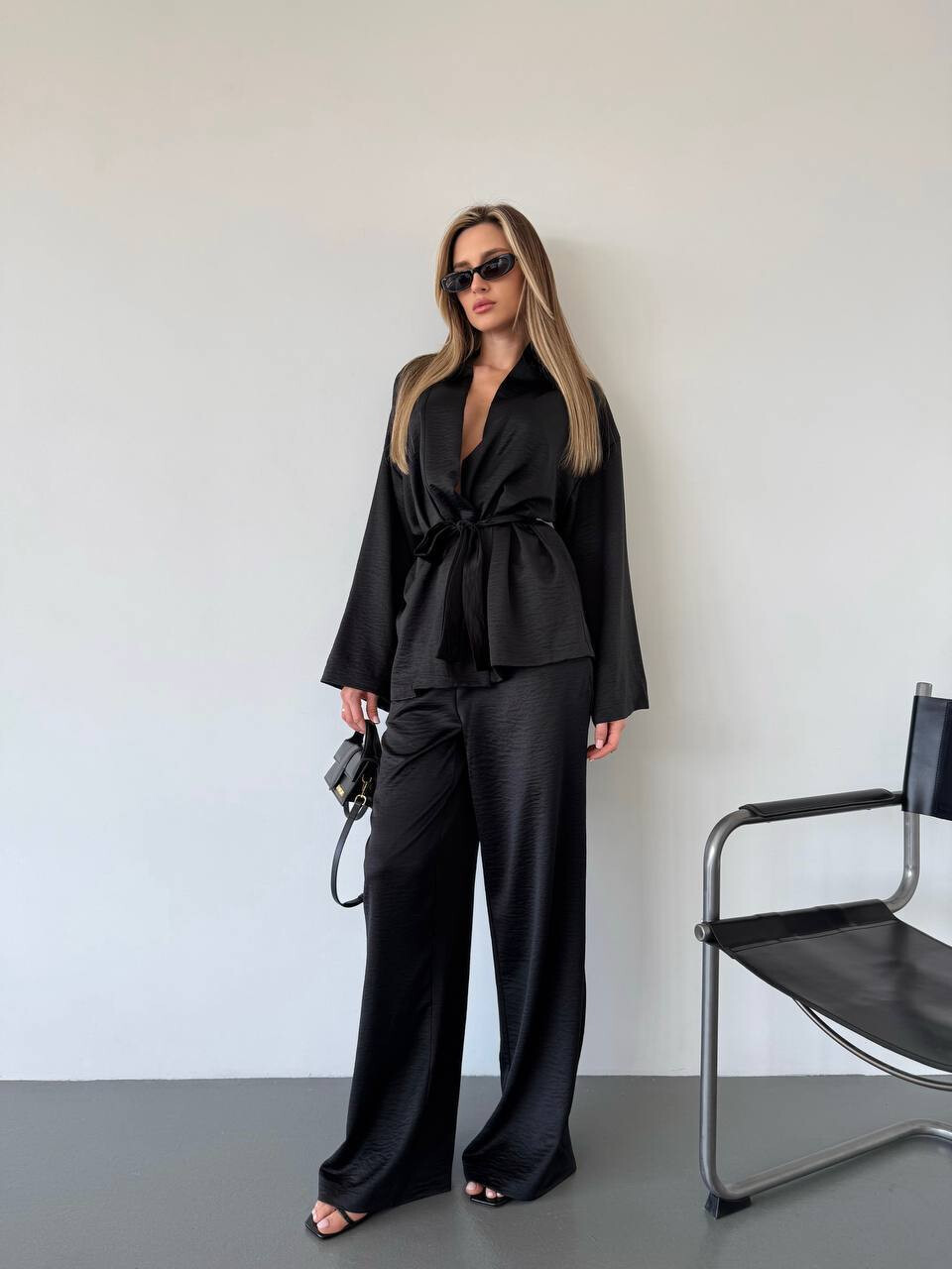 Літній костюм жіночий з шовку